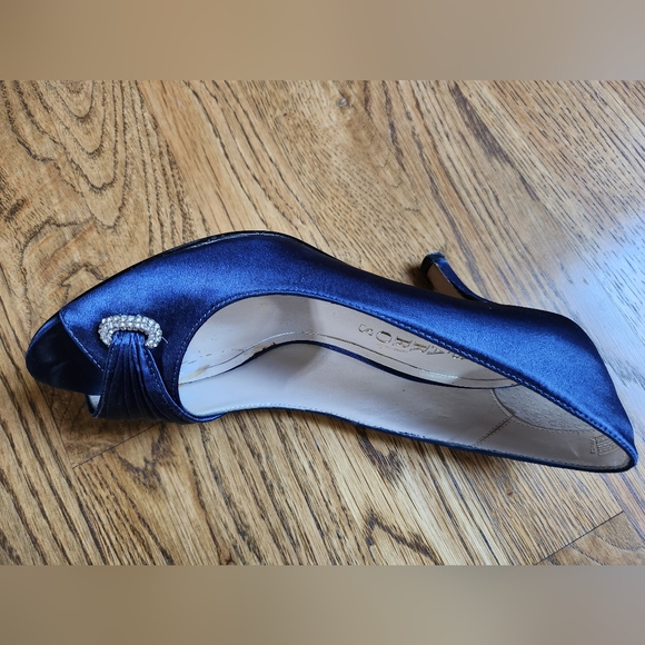 Caparros Navy Blue Satin Peep Toe Heel with Rhinestone Buckle US7.5 - Picture 3 of 6